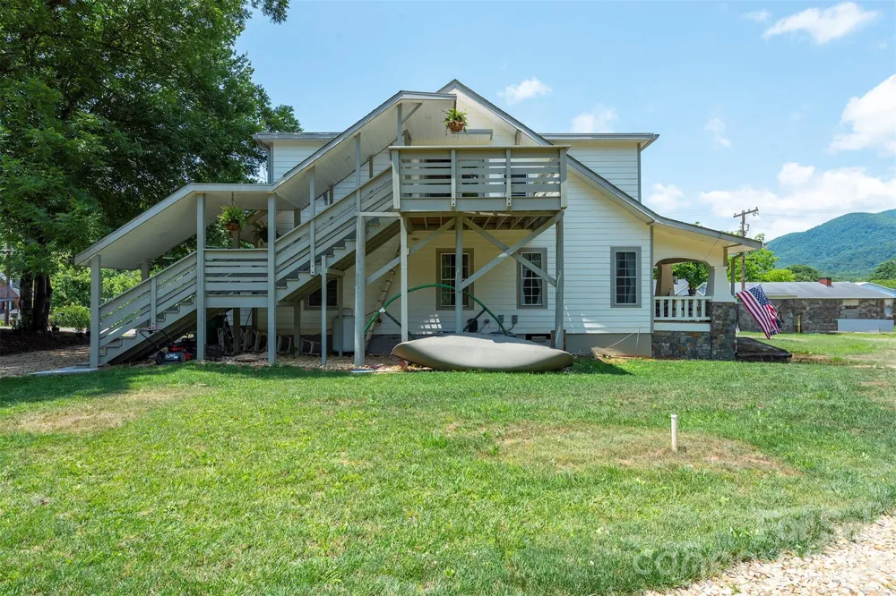 65 Walnut Street Marion, NC 28752