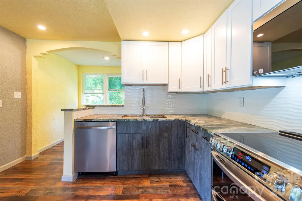 65 Walnut Street Marion, NC 28752