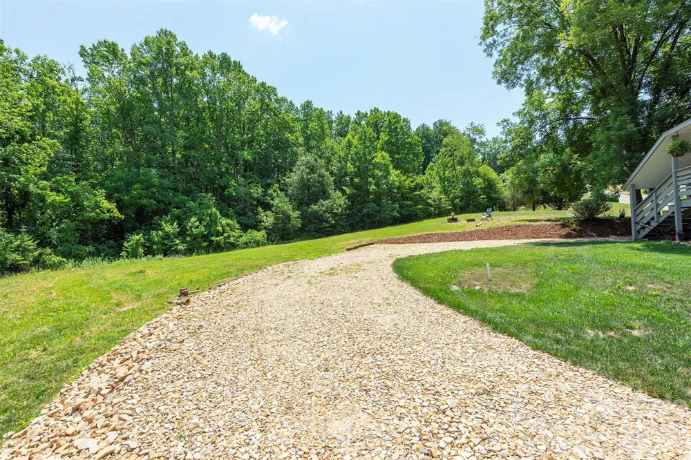 65 Walnut Street Marion, NC 28752