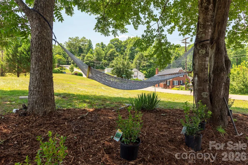 65 Walnut Street Marion, NC 28752