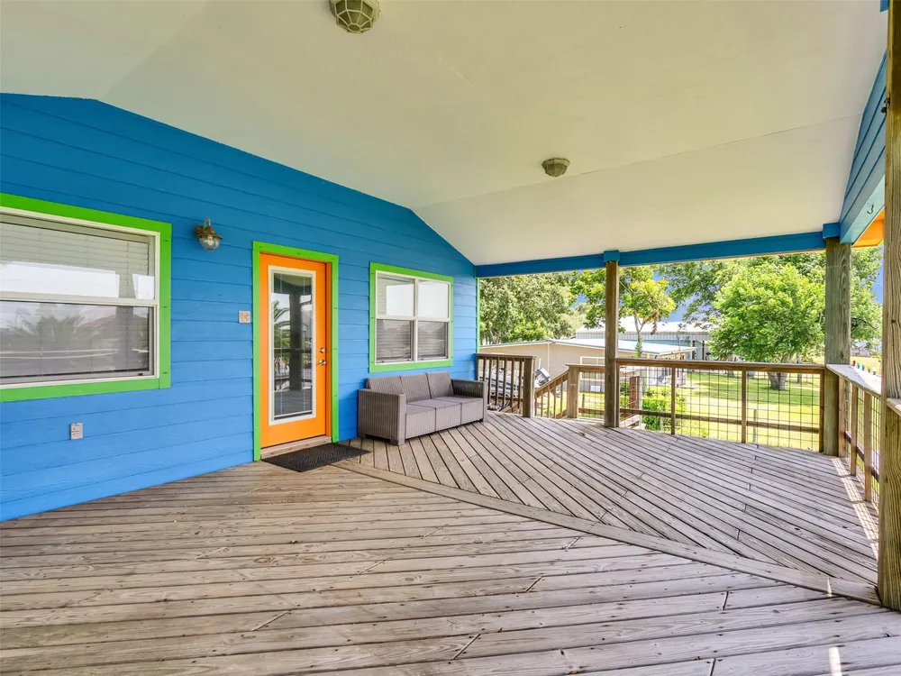 2172 County Road 297 Sargent, TX 77414