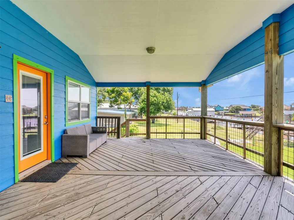 2172 County Road 297 Sargent, TX 77414