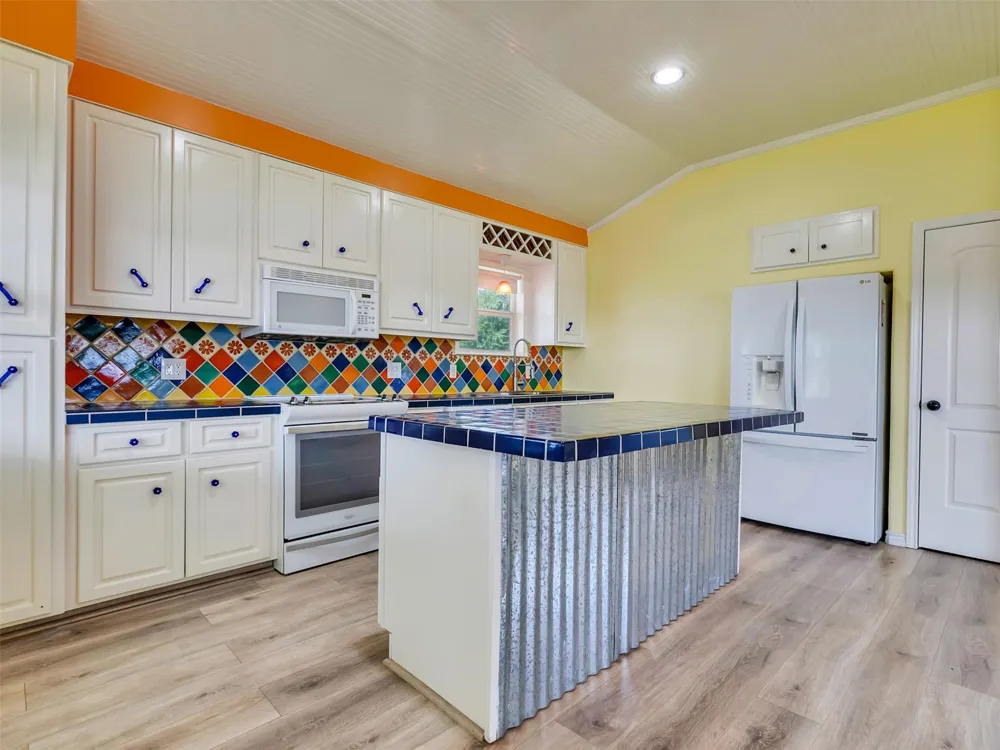 2172 County Road 297 Sargent, TX 77414