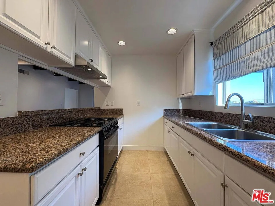 870 Figueroa Terrace #1 Los Angeles, CA 90012