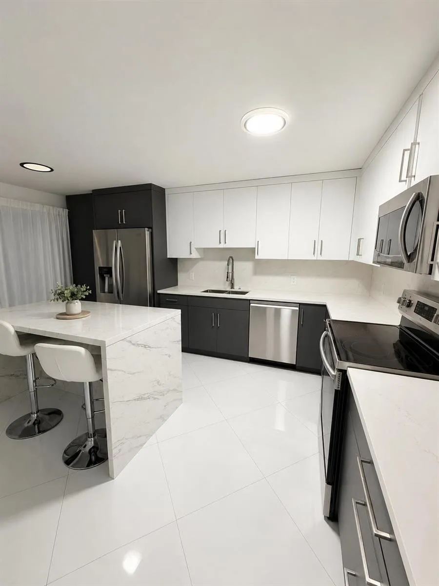 4823 NW 9th Avenue Deerfield Beach, FL 33064