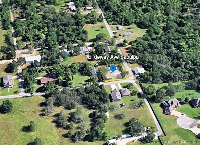E Dewey Avenue Sapulpa, OK 74066
