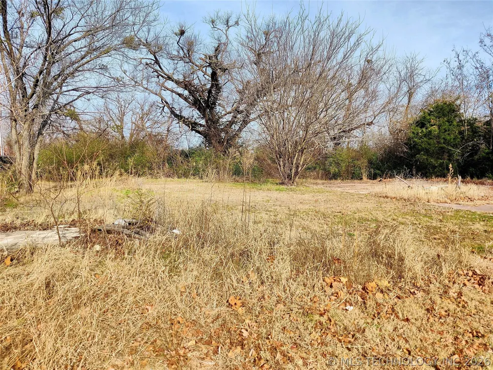 E Dewey Avenue Sapulpa, OK 74066