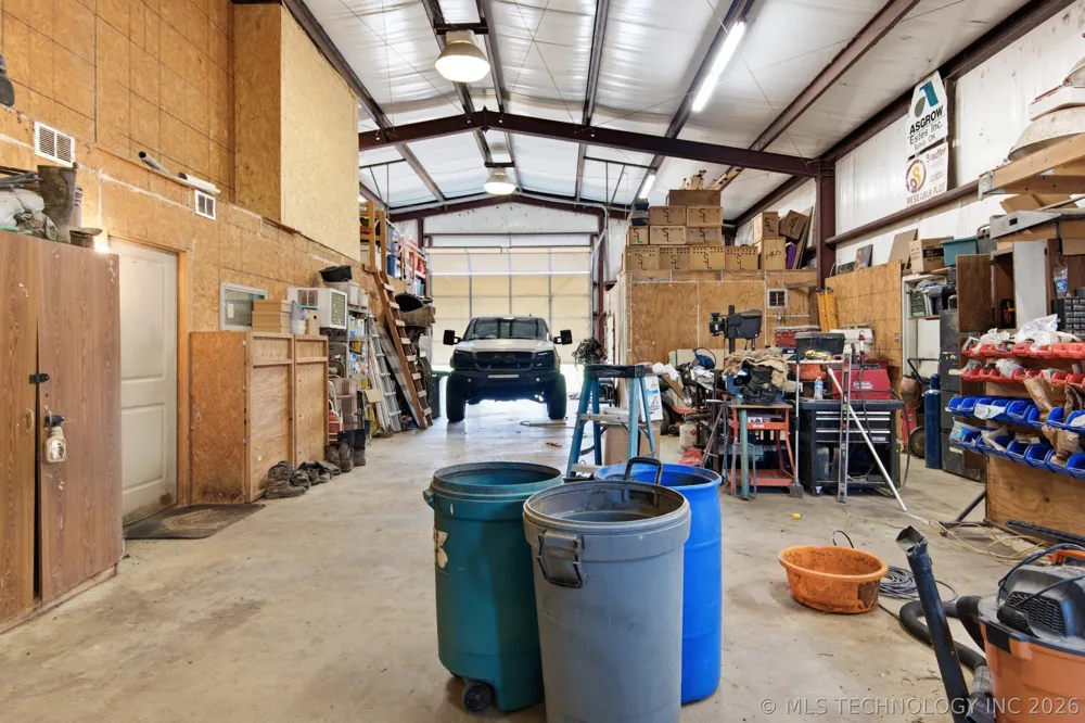 13281 NS 426 RD Chouteau, OK 74337