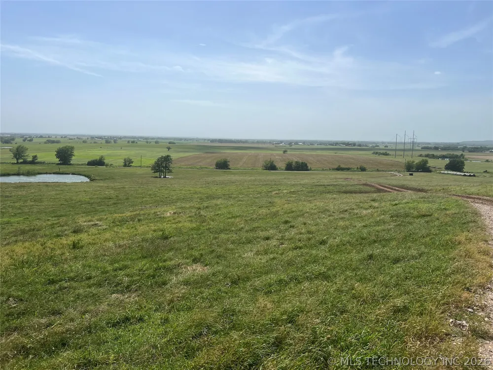 13281 NS 426 RD Chouteau, OK 74337