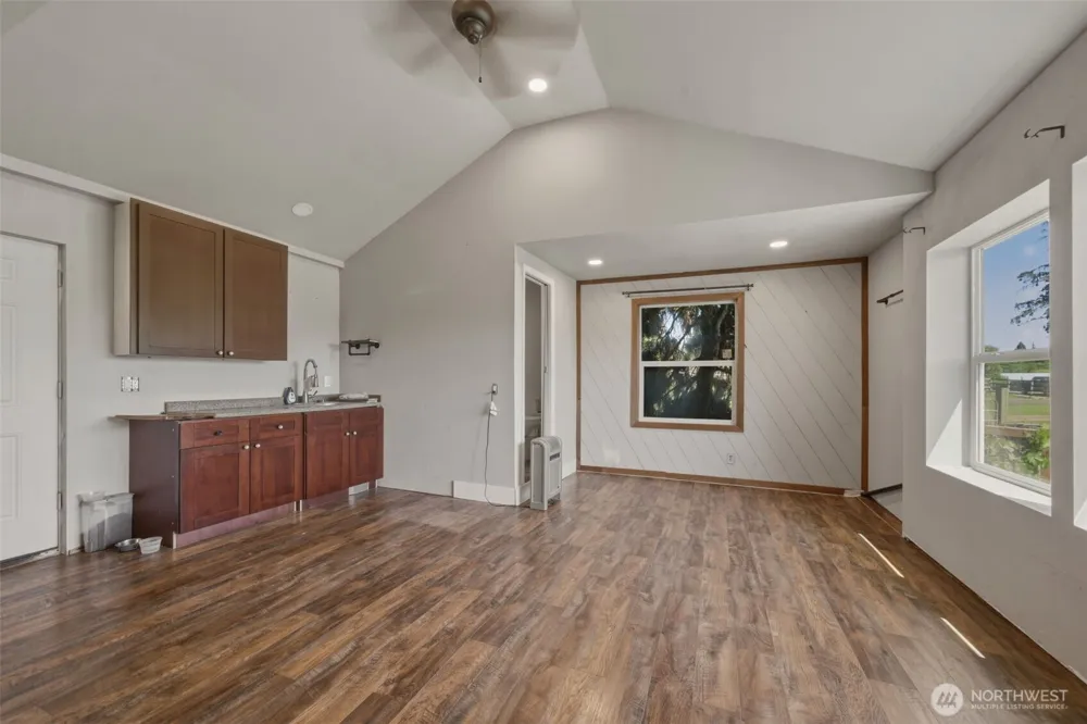 1300 NE 209th Street Ridgefield, WA 98642