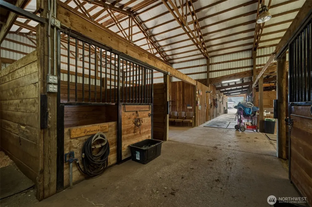 1300 NE 209th Street Ridgefield, WA 98642