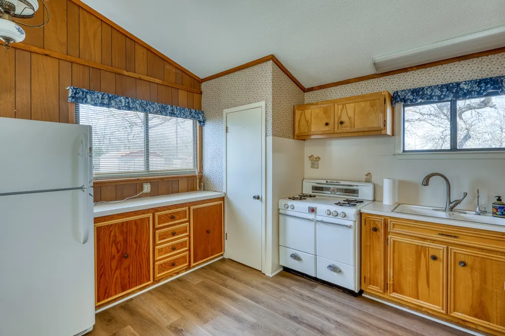 310 Chaparral Burnet, TX 78611