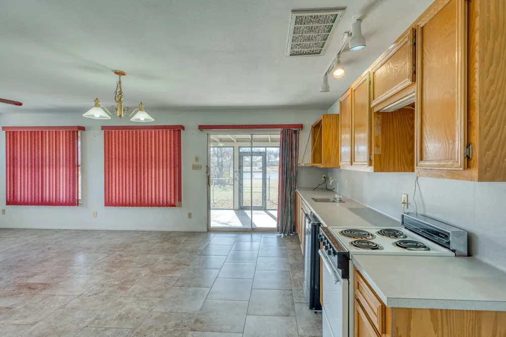 310 Chaparral Burnet, TX 78611