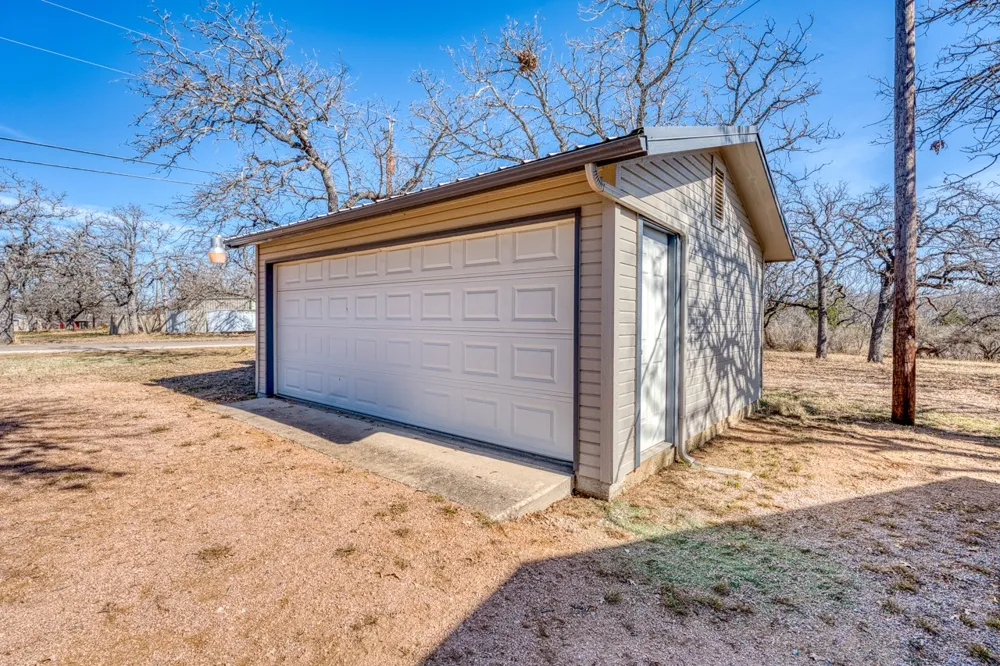 310 Chaparral Burnet, TX 78611