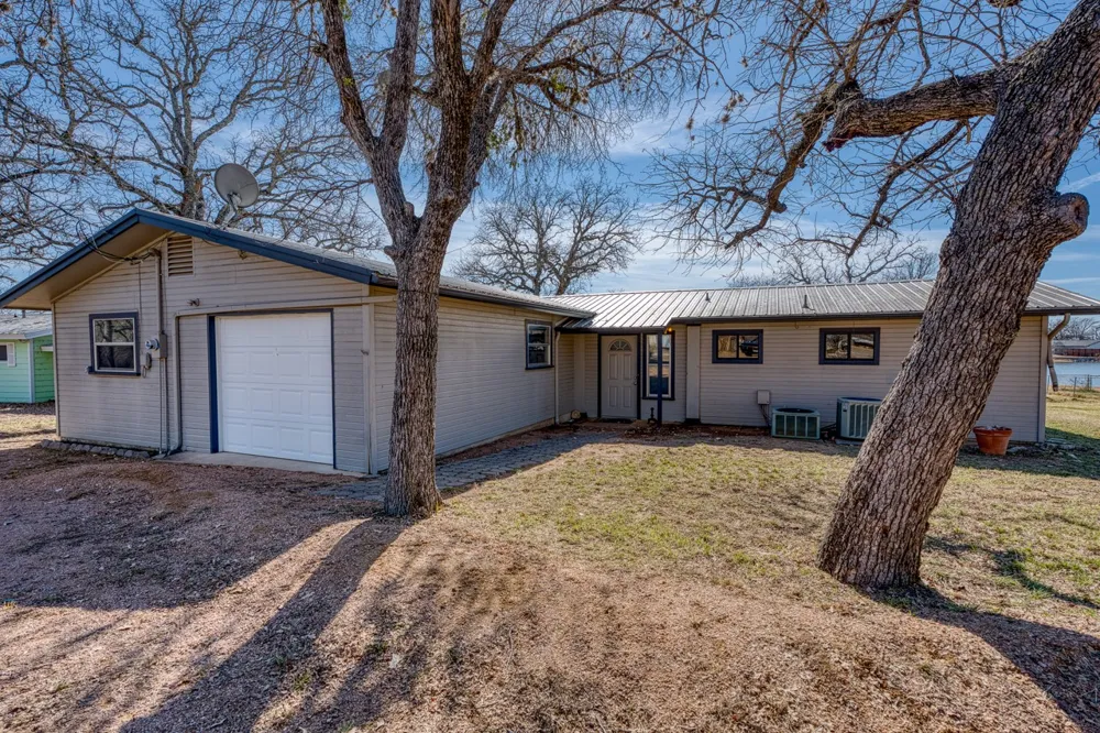 310 Chaparral Burnet, TX 78611