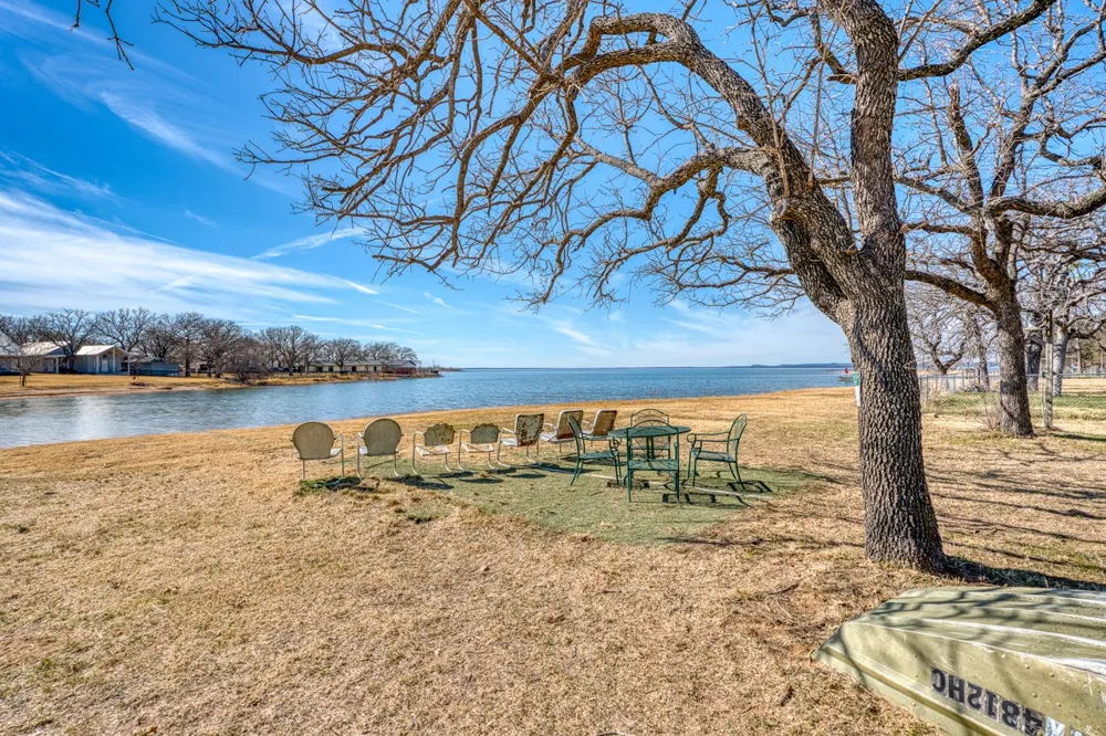 310 Chaparral Burnet, TX 78611
