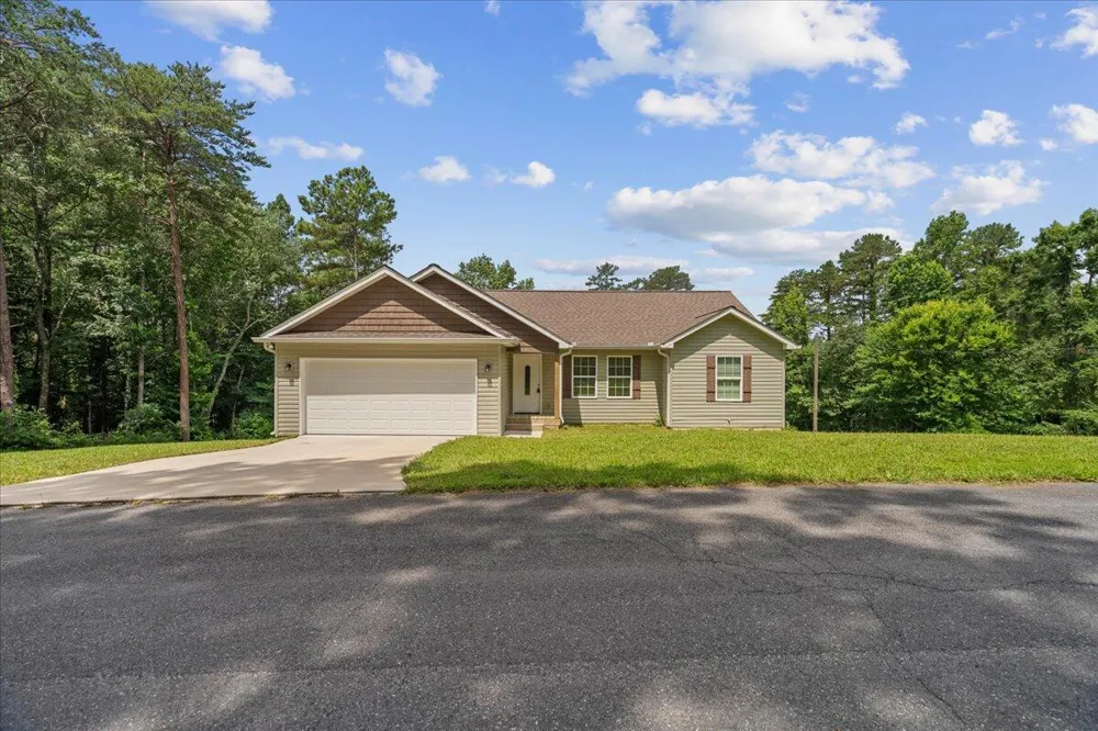 2936 Rebecca Circle Rocky Face, GA 30740