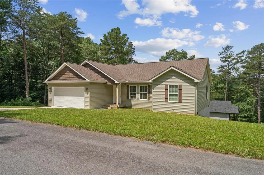 2936 Rebecca Circle Rocky Face, GA 30740