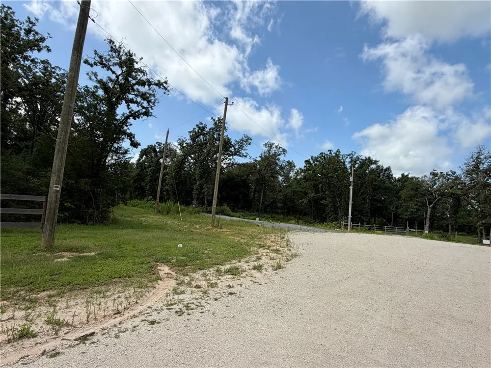 6353 Private Rd. 3443 Marquez, TX 77865