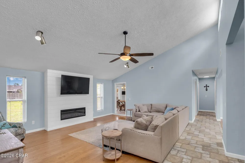 2027 Willow Bend Lane Lynn Haven, FL 32444