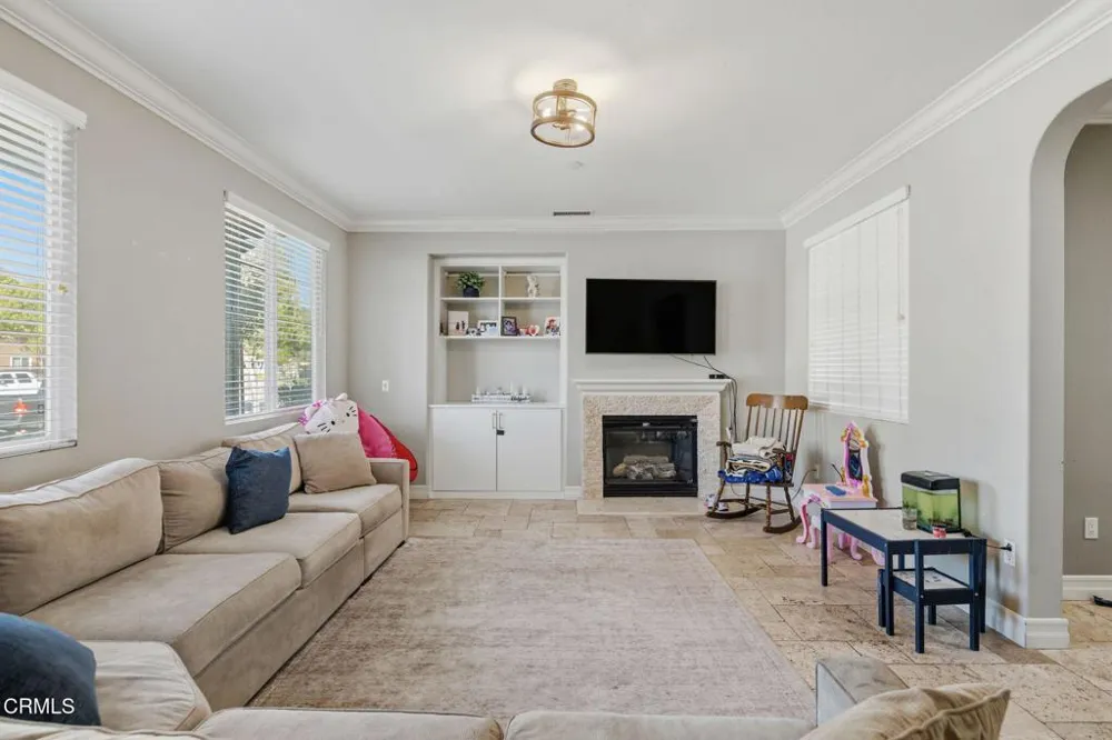 324 Kiawah River Drive Oxnard, CA 93036