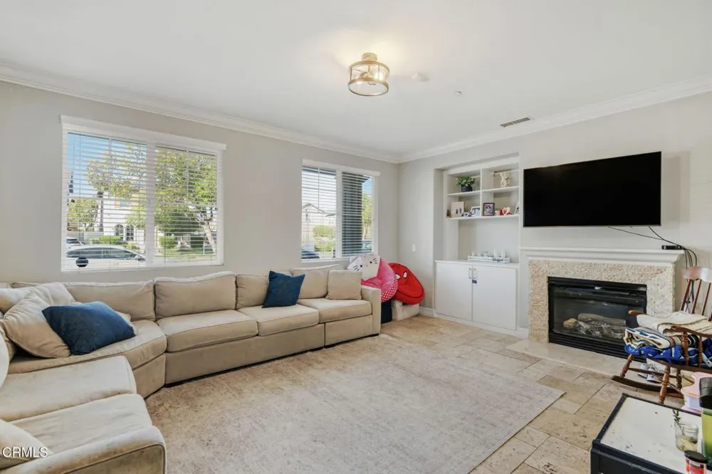 324 Kiawah River Drive Oxnard, CA 93036