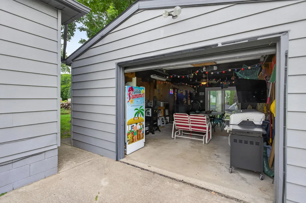 2550 Dardy Drive Brooklyn, MI 49230
