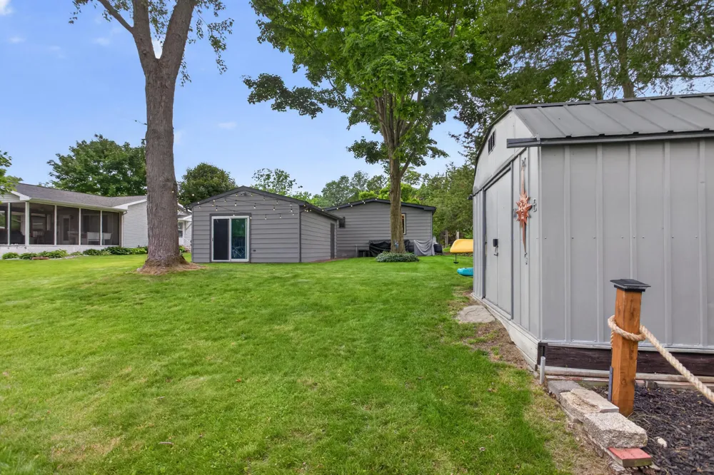 2550 Dardy Drive Brooklyn, MI 49230