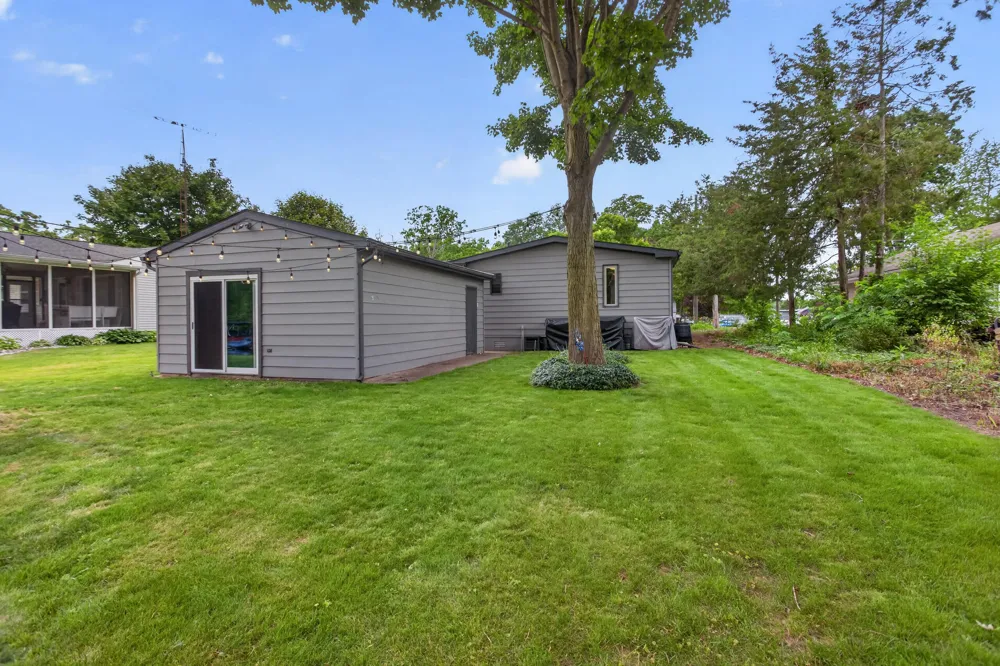 2550 Dardy Drive Brooklyn, MI 49230