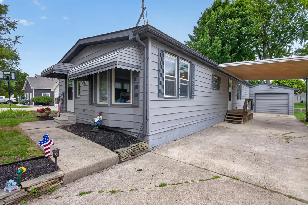 2550 Dardy Drive Brooklyn, MI 49230