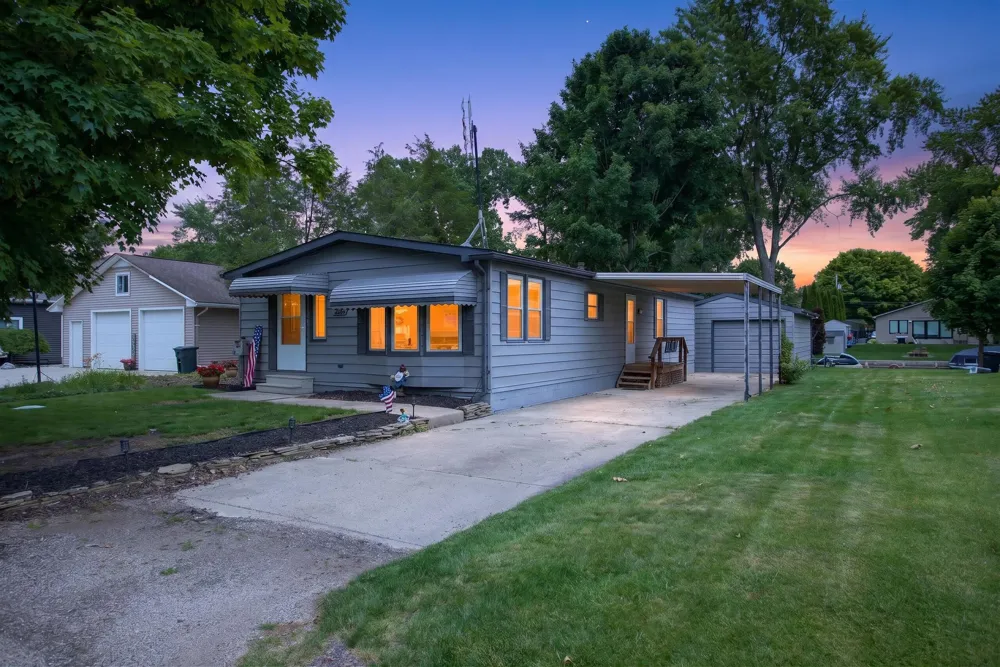 2550 Dardy Drive Brooklyn, MI 49230