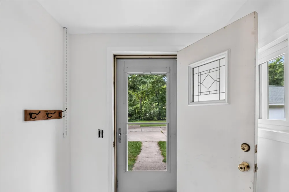 6109 Brooklyn Road Napoleon Township, MI 49201