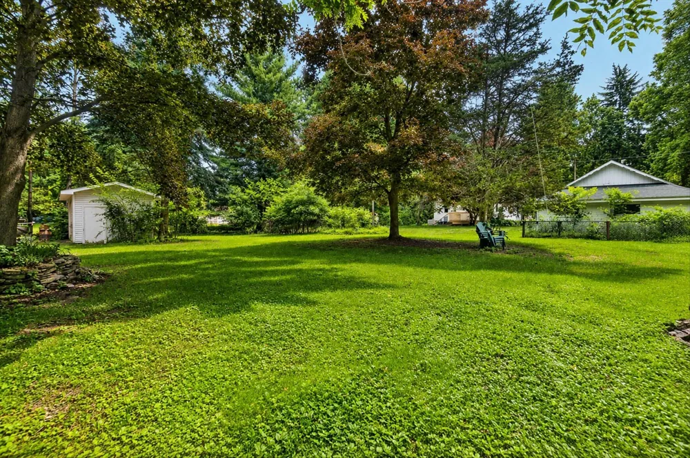 6109 Brooklyn Road Napoleon Township, MI 49201