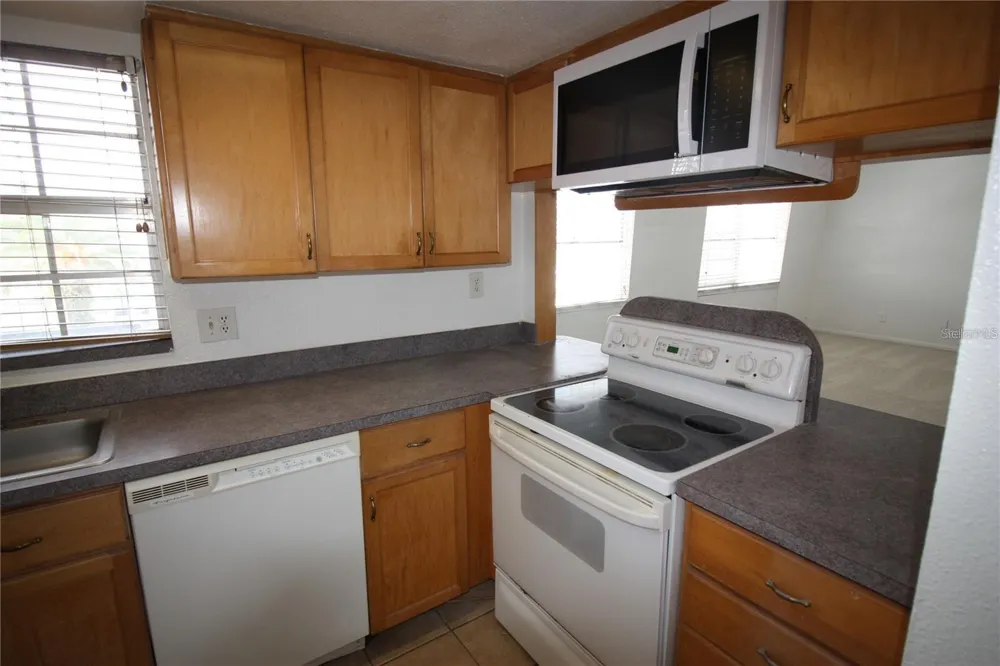 1000 S SEMORAN BOULEVARD #306 Winter Park, FL 32792