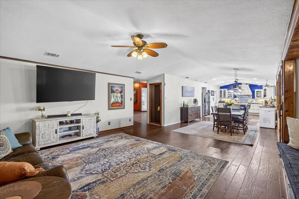 12791 Honeysuckle Circle Eustace, TX 75124