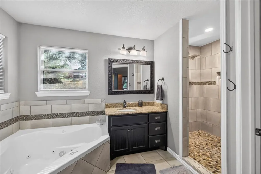 12791 Honeysuckle Circle Eustace, TX 75124