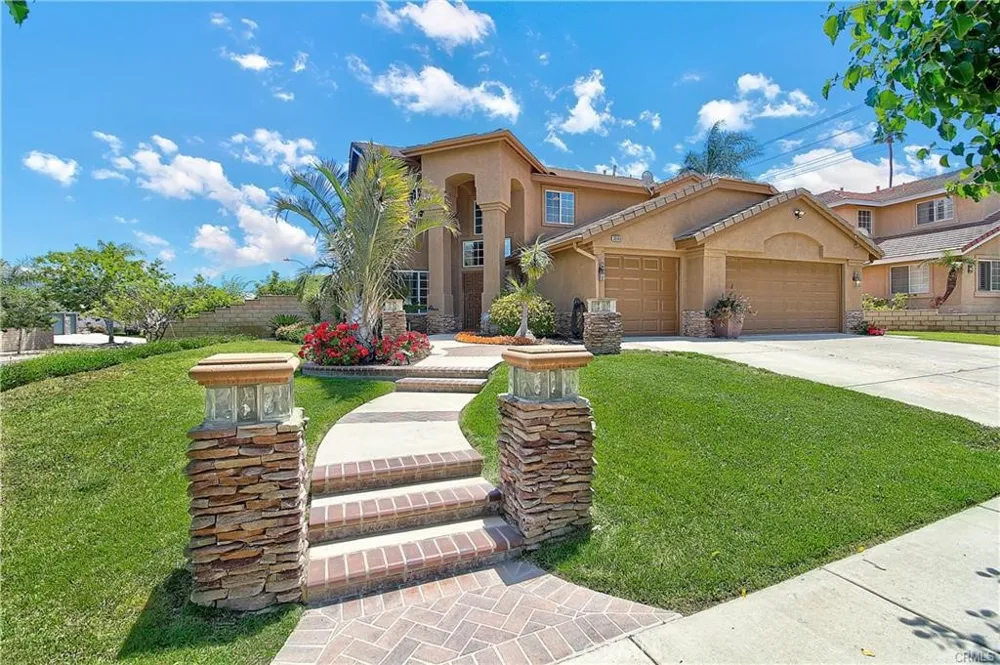 3065 S Buena Vista Corona, CA 92882