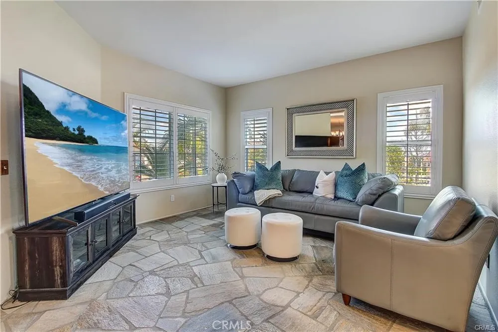 3065 S Buena Vista Corona, CA 92882