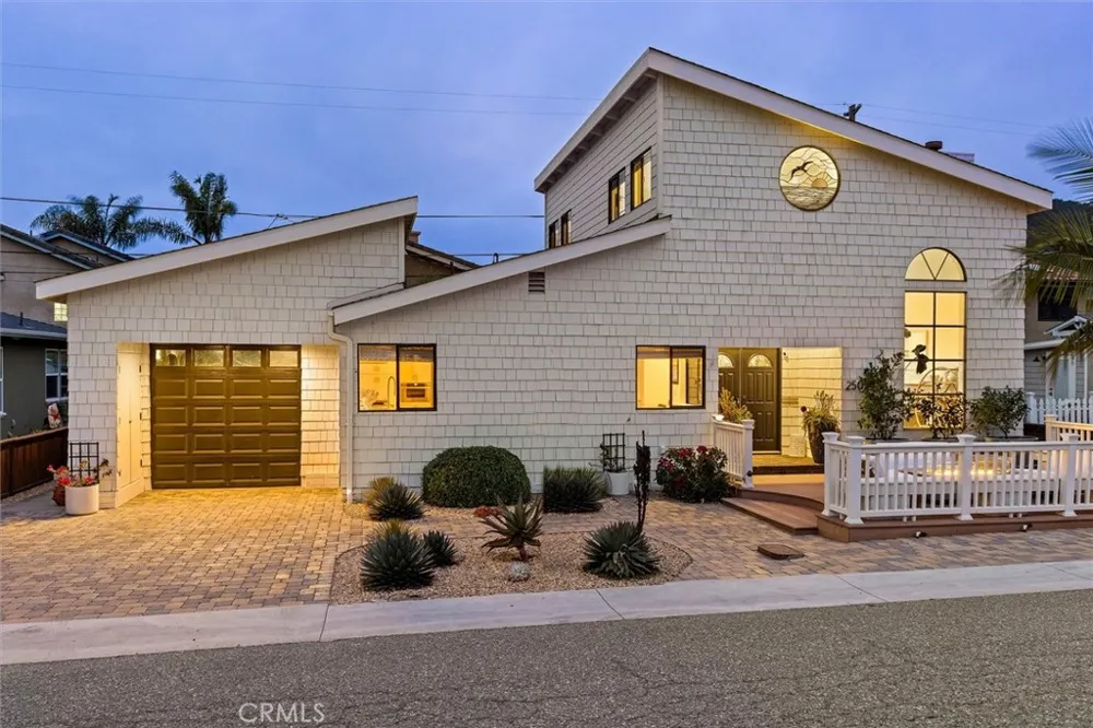 250 Castaic Avenue Pismo Beach, CA 93449