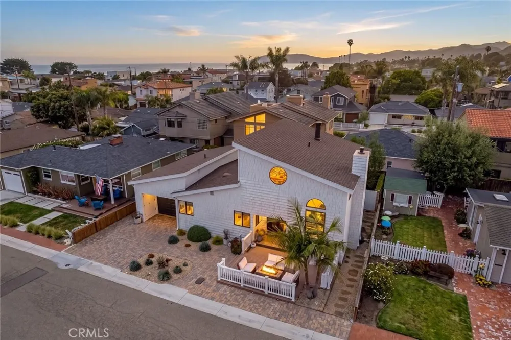 250 Castaic Avenue Pismo Beach, CA 93449