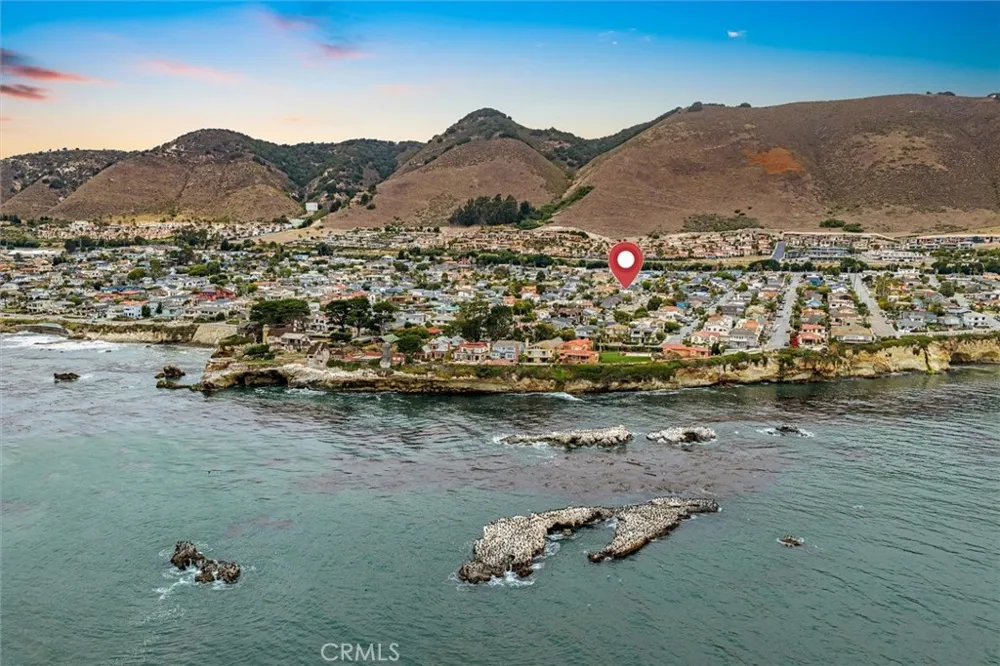 250 Castaic Avenue Pismo Beach, CA 93449