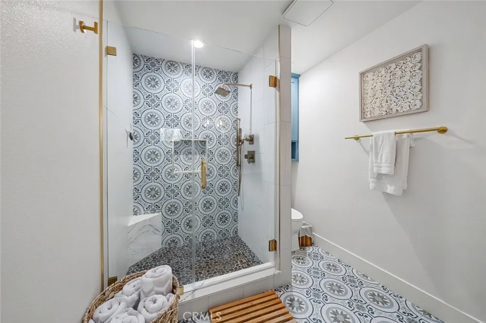 250 Castaic Avenue Pismo Beach, CA 93449