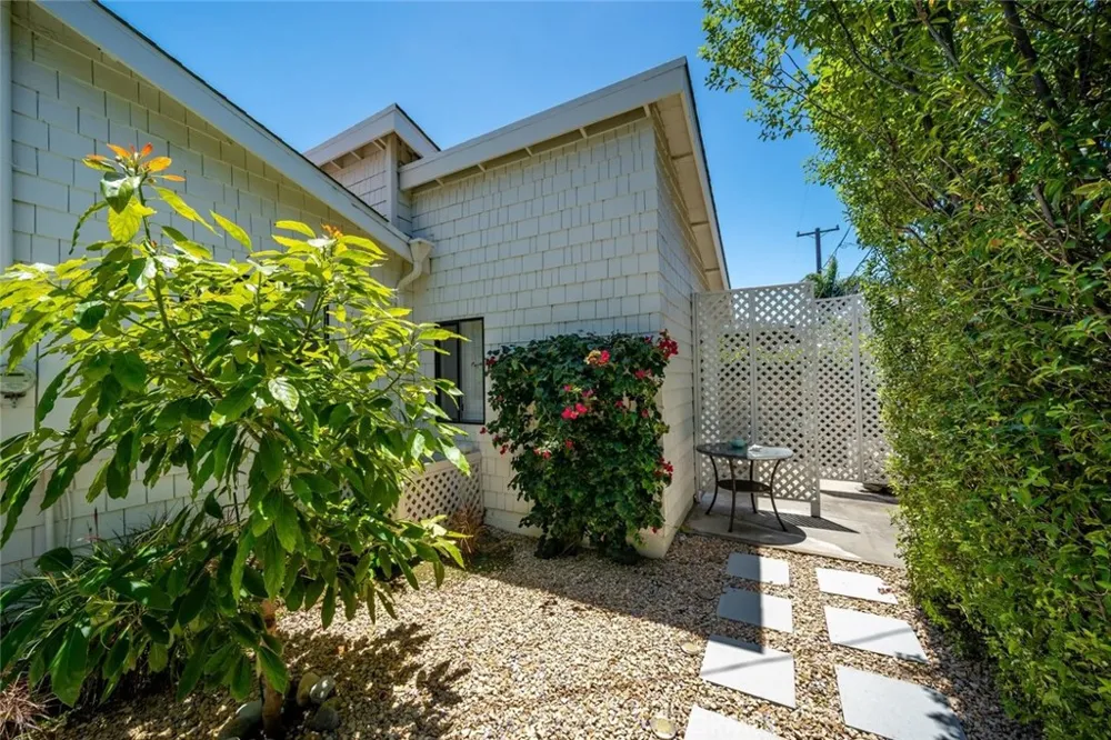 250 Castaic Avenue Pismo Beach, CA 93449