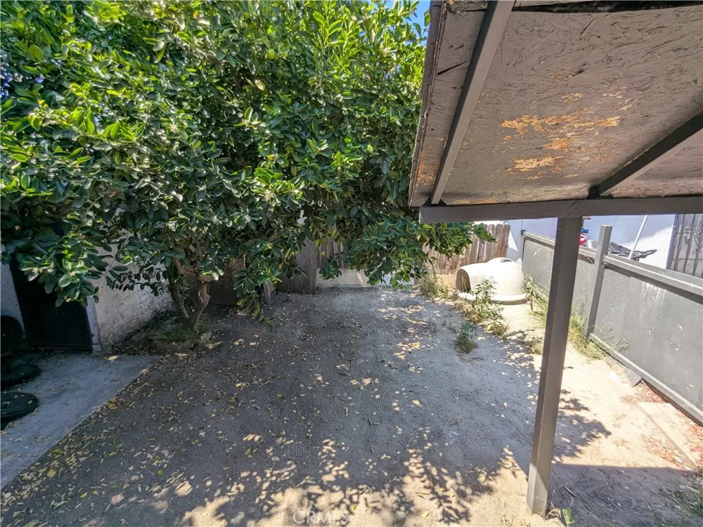 1847 w. 48th Street Los Angeles, CA 90062