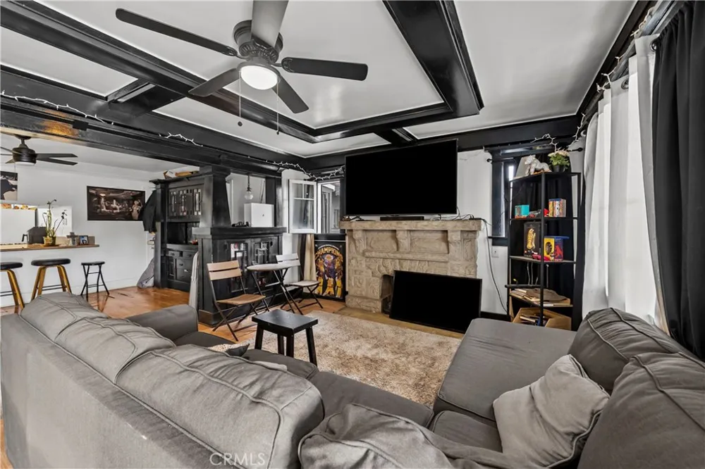 1847 w. 48th Street Los Angeles, CA 90062