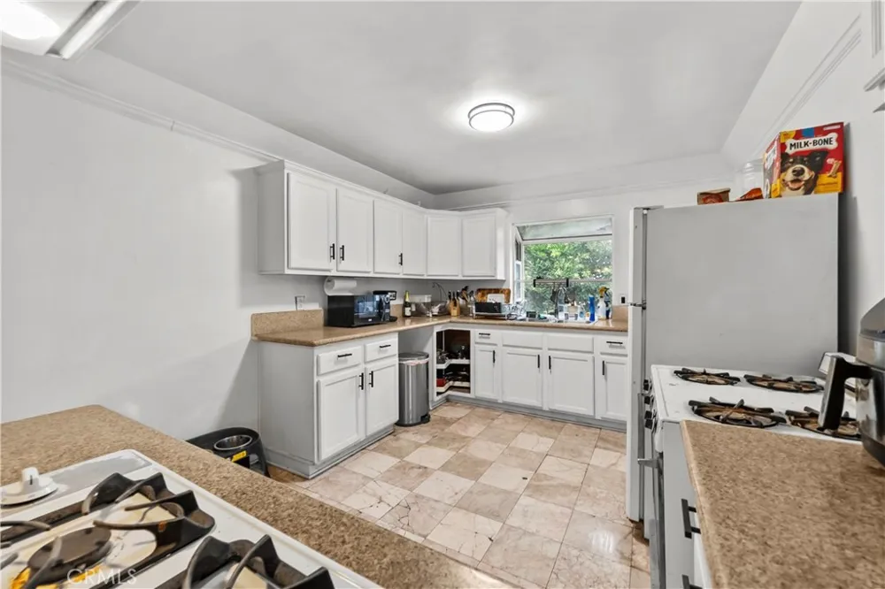 1847 w. 48th Street Los Angeles, CA 90062