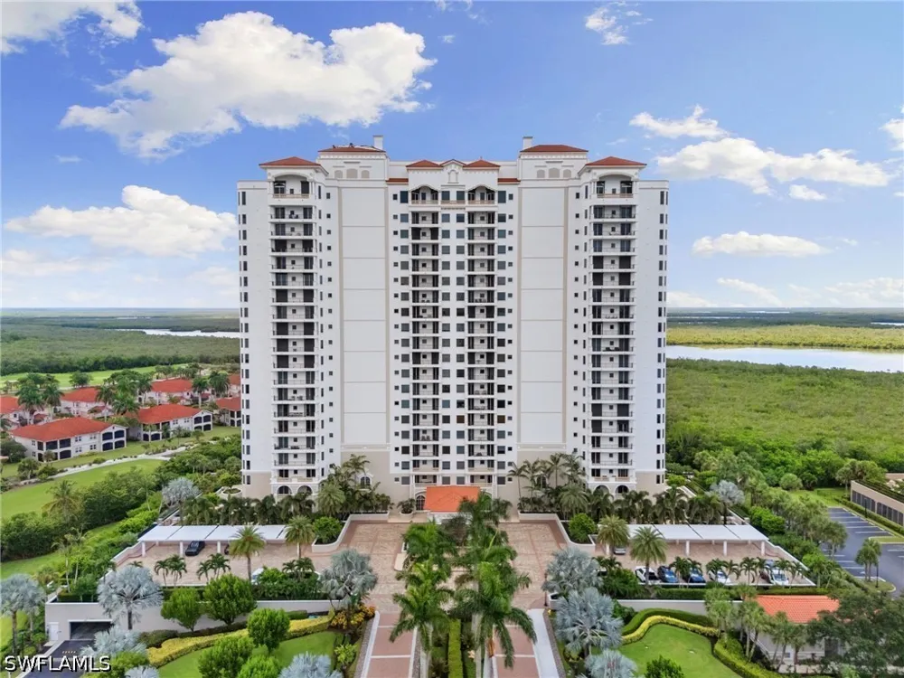 Borghese Lane #902 Naples, FL 34114