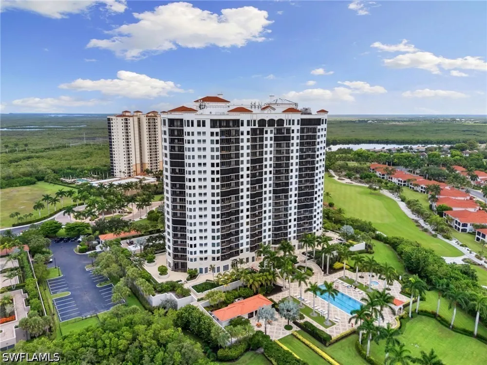 Borghese Lane #902 Naples, FL 34114