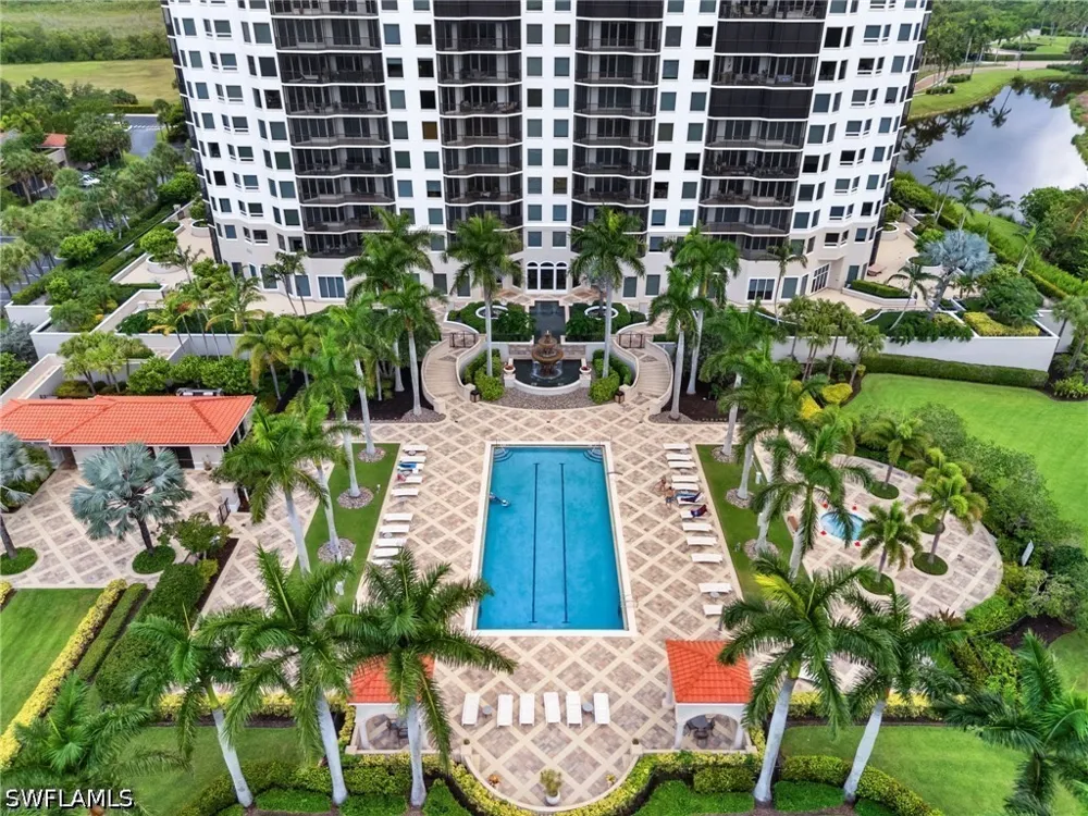 Borghese Lane #902 Naples, FL 34114