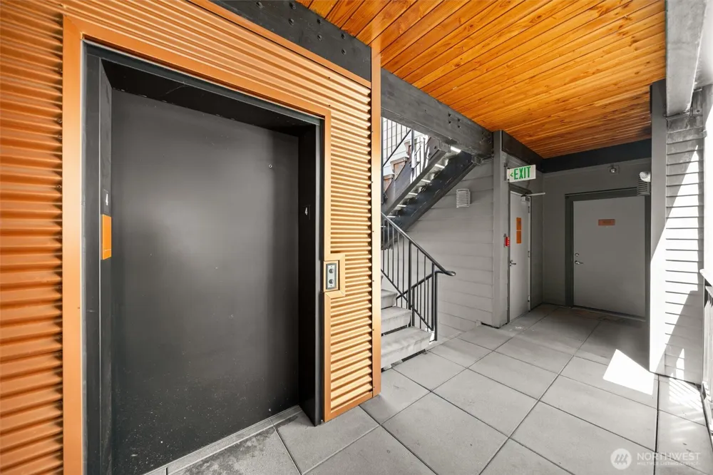1026 NE 65th Street #C420 Seattle, WA 98115